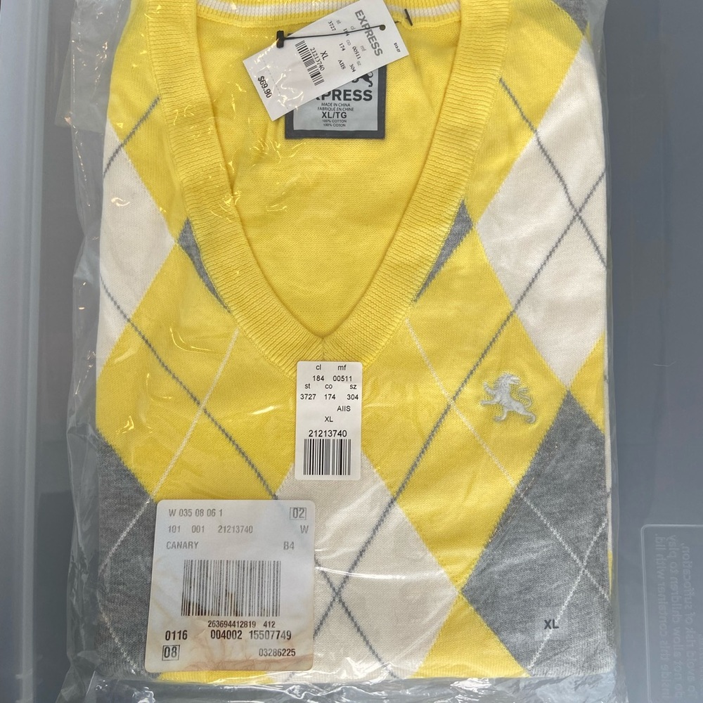 Brand new Men Express Argyle sweater Extra Large Yellow